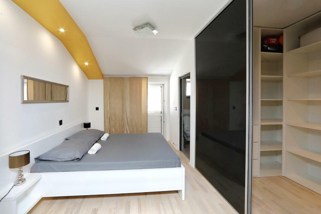 Apartments Neli Bibinje Bagian luar foto